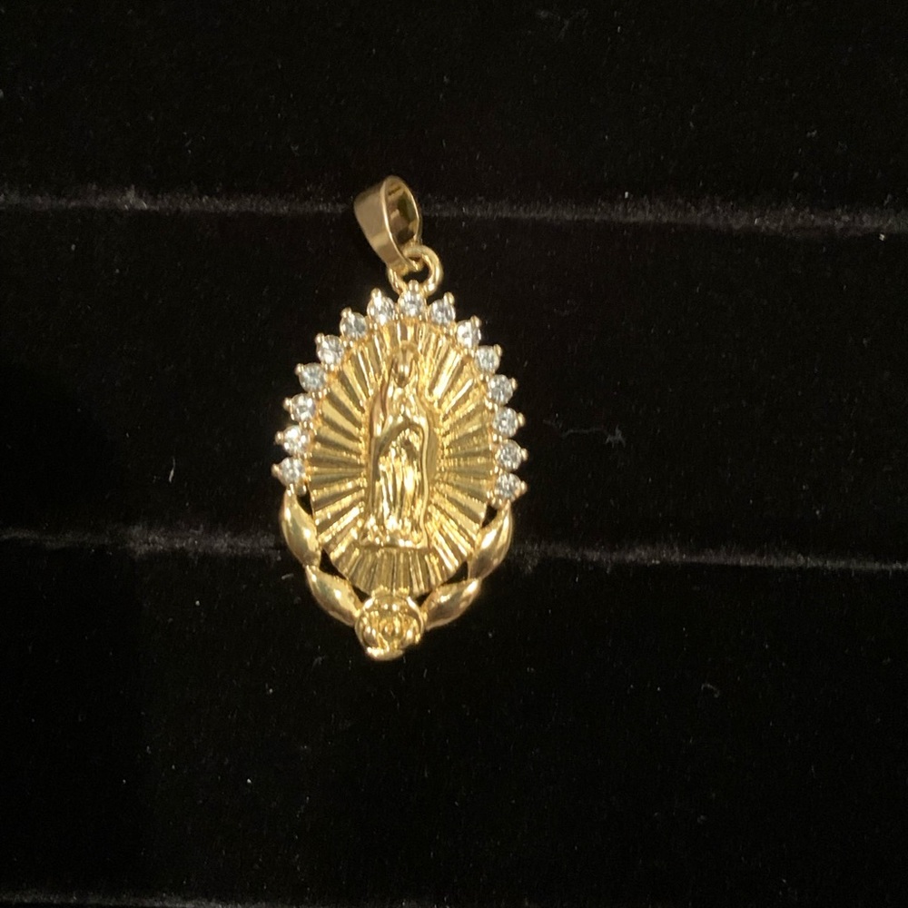 Catholic Prayer 🙏🏼 Charm